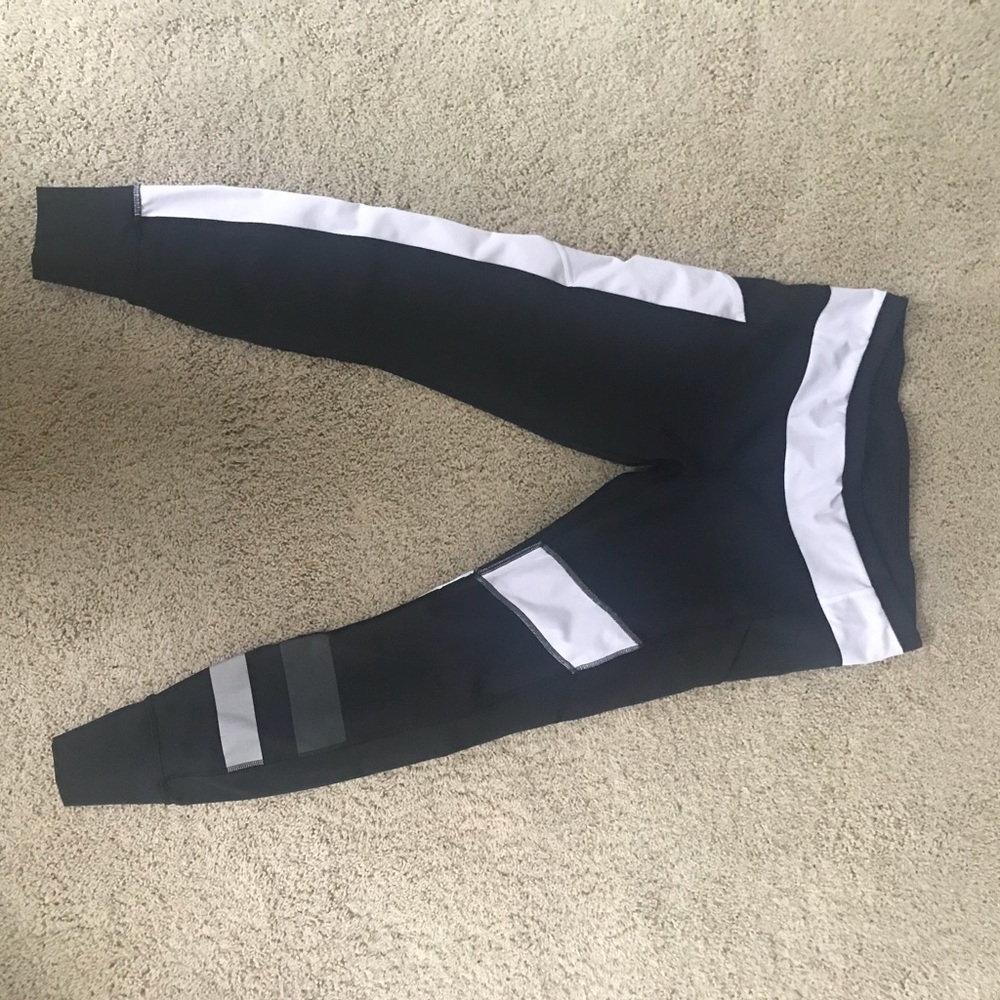 Lululemon leggings!! Worn few times